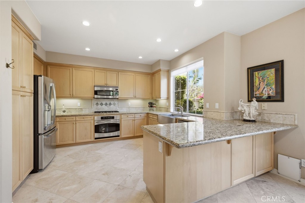 12920 Mackenzie