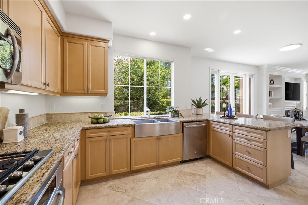 12920 Mackenzie