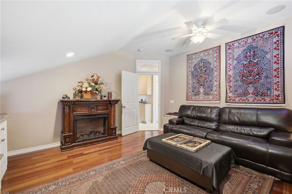 12920 Mackenzie