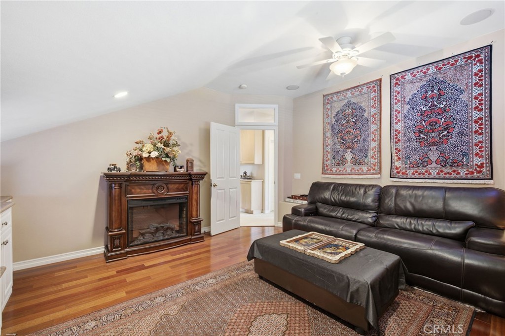 12920 Mackenzie