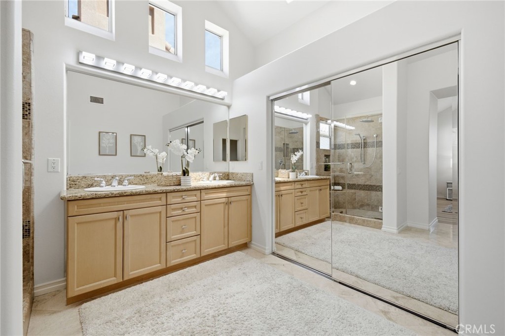 12920 Mackenzie