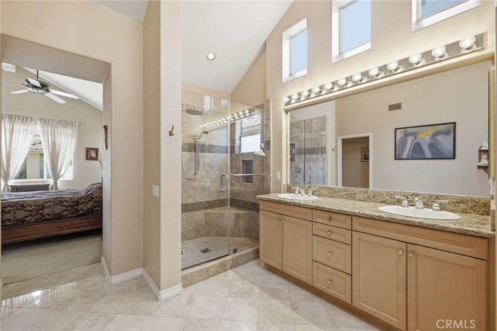 12920 Mackenzie