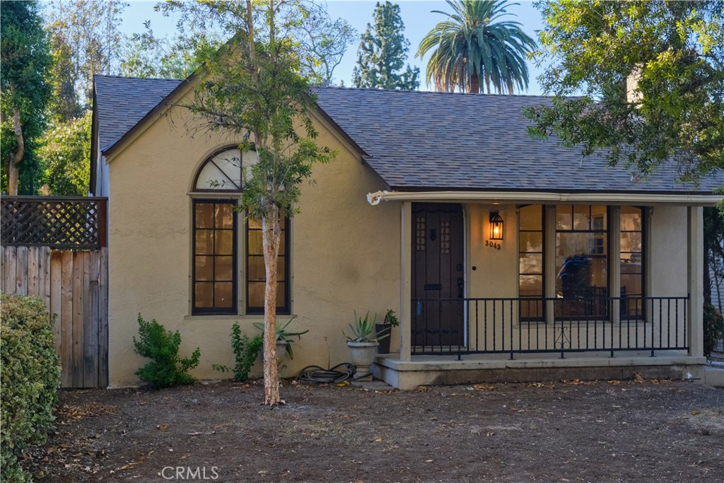3045 Cedar