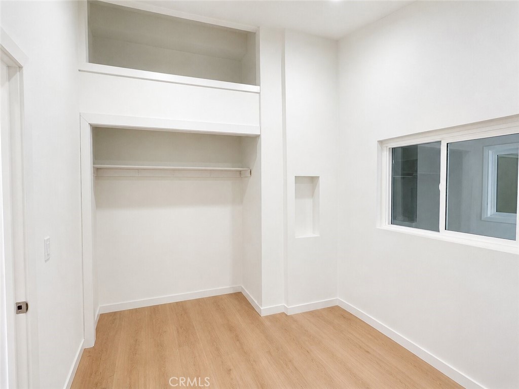 2603 Calle Del Comercio C