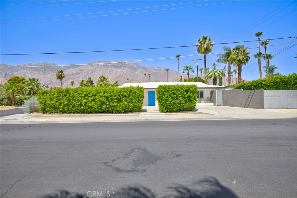 2080 E Mcmanus Drive