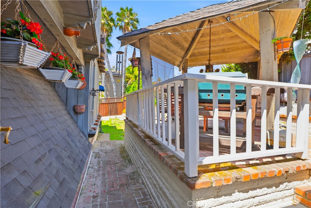 215 Ocean View