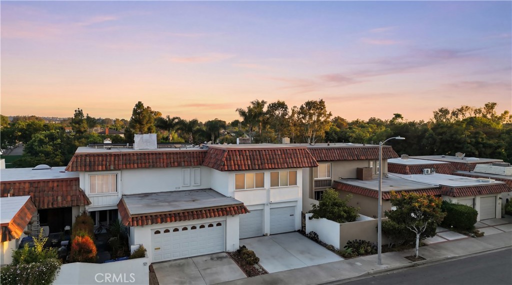 26 Palmento Way