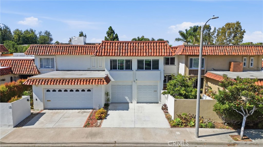 26 Palmento Way