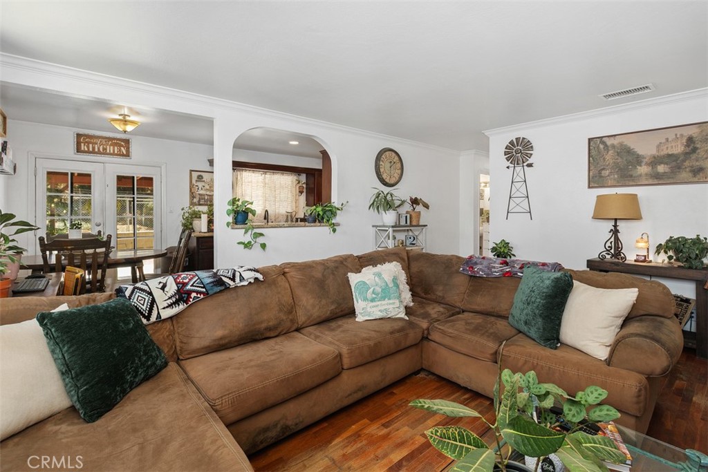 3818 N Ogden Way