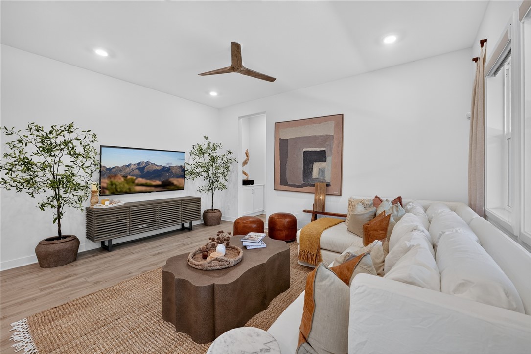 422 Sunrise Road