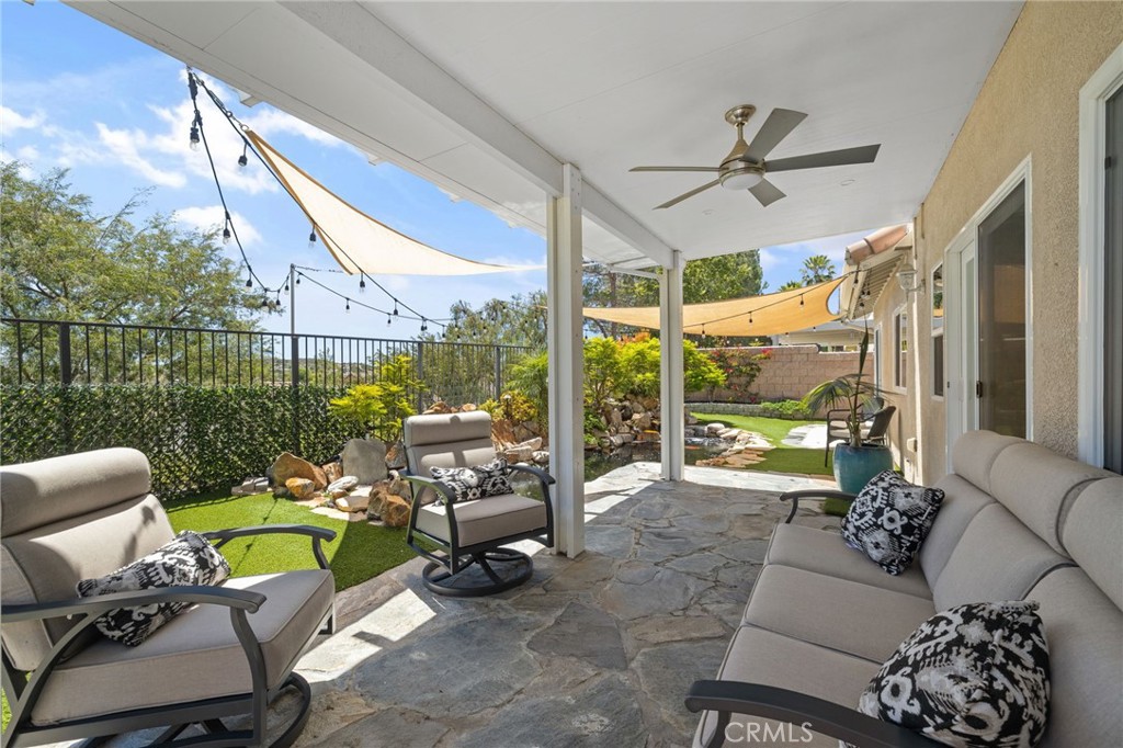 14 Helmcrest