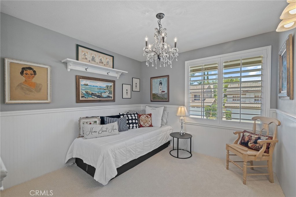 14 Helmcrest