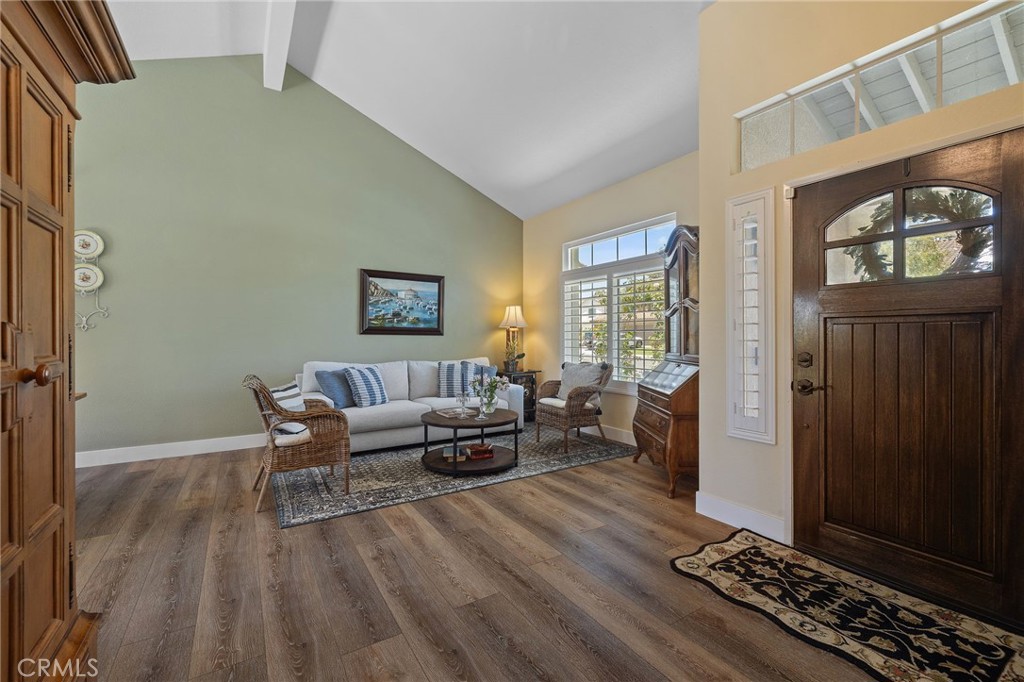 14 Helmcrest