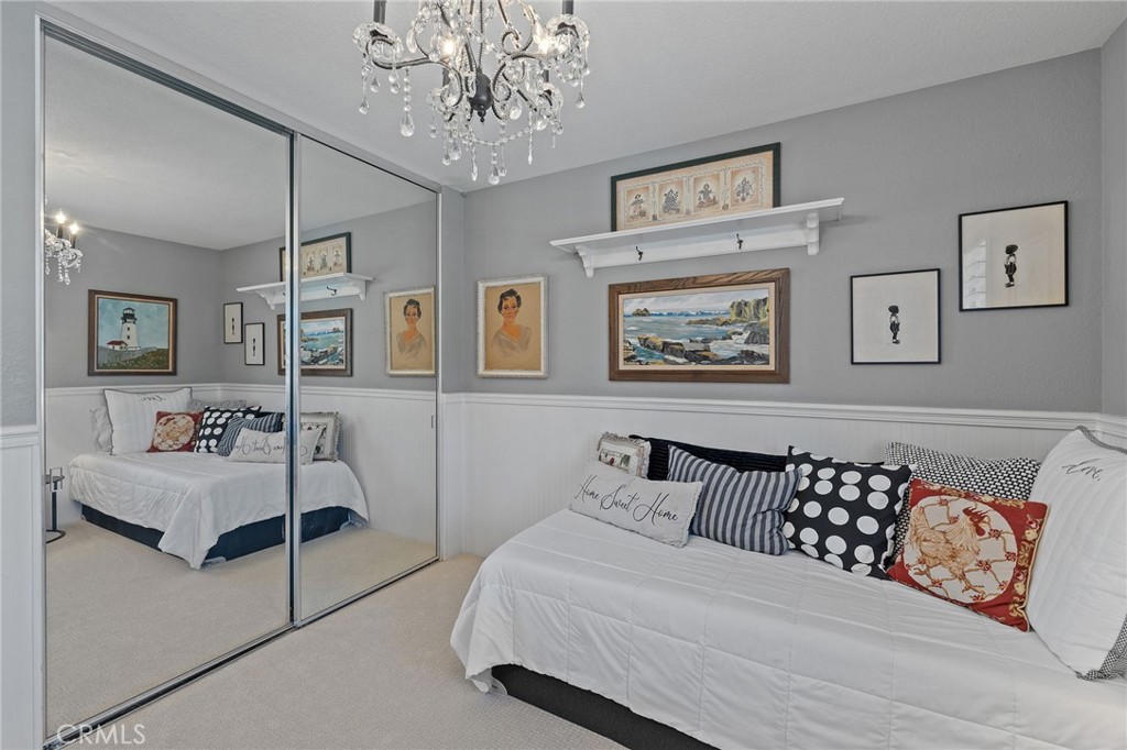 14 Helmcrest