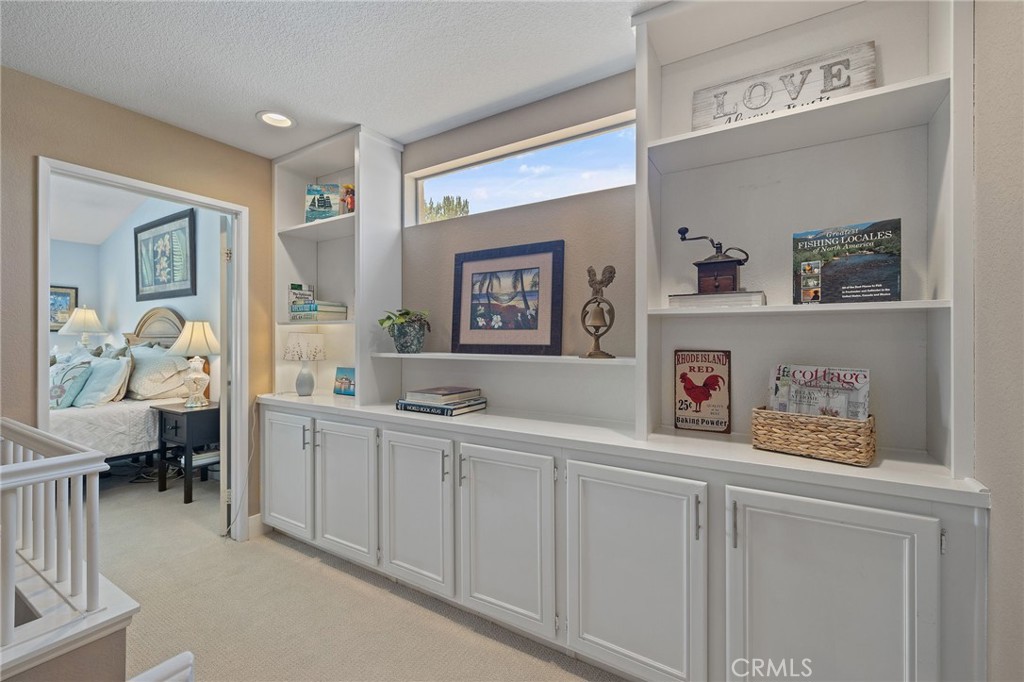 14 Helmcrest