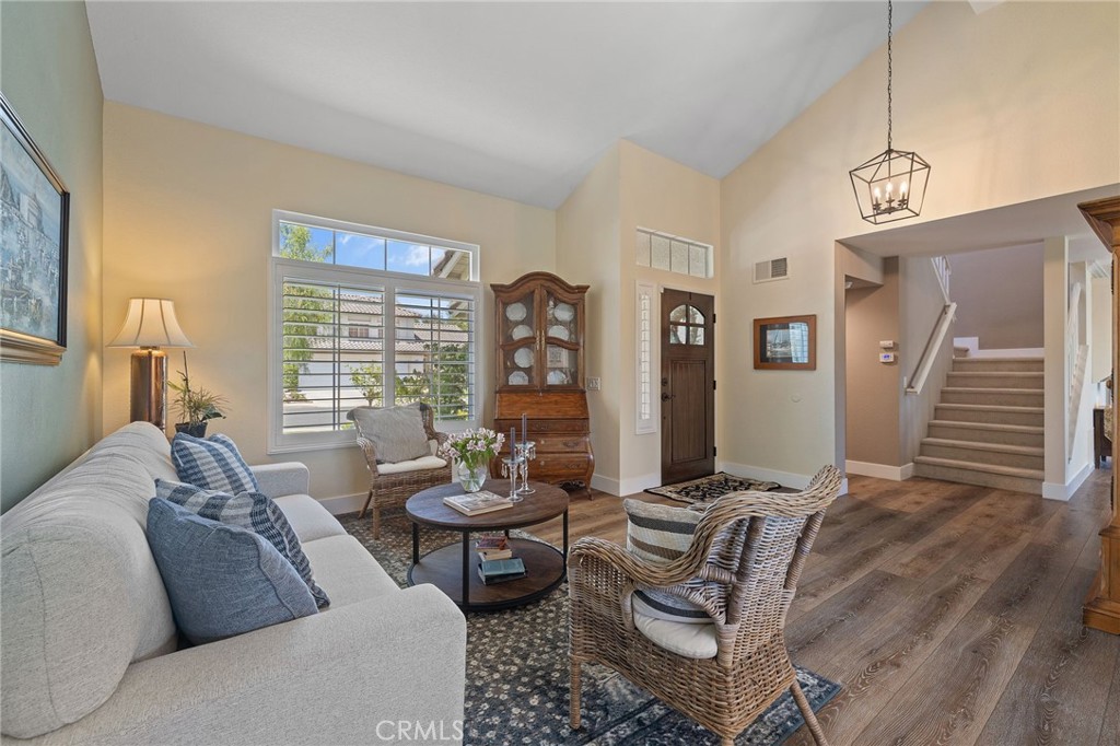 14 Helmcrest