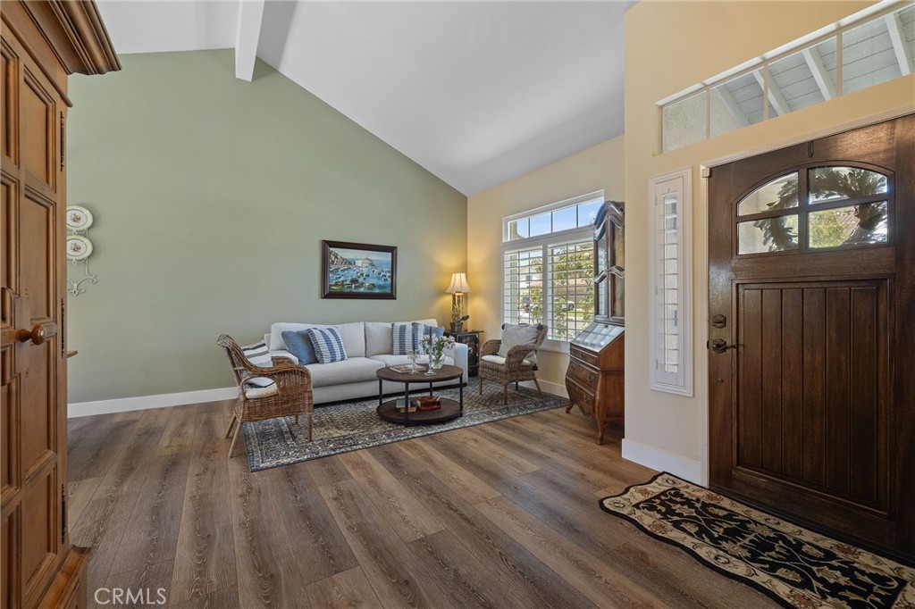 14 Helmcrest