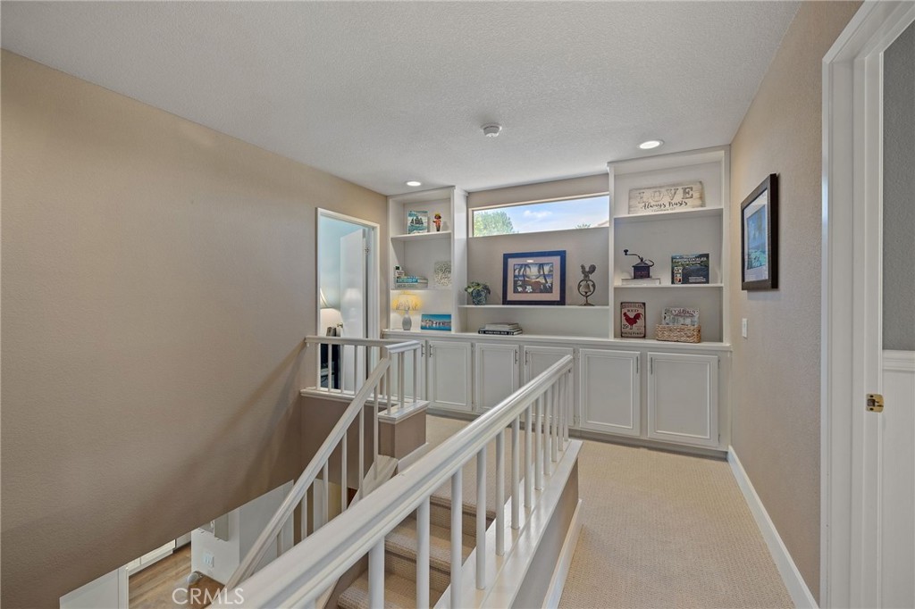 14 Helmcrest