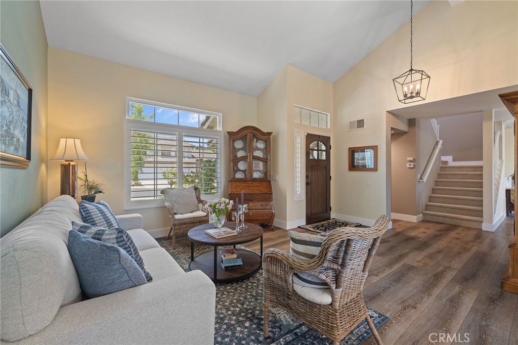 14 Helmcrest