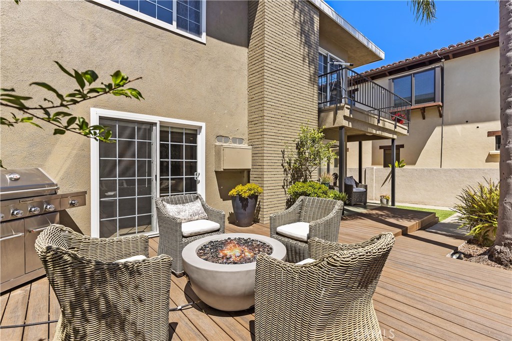 24322 Santa Clara Avenue 4