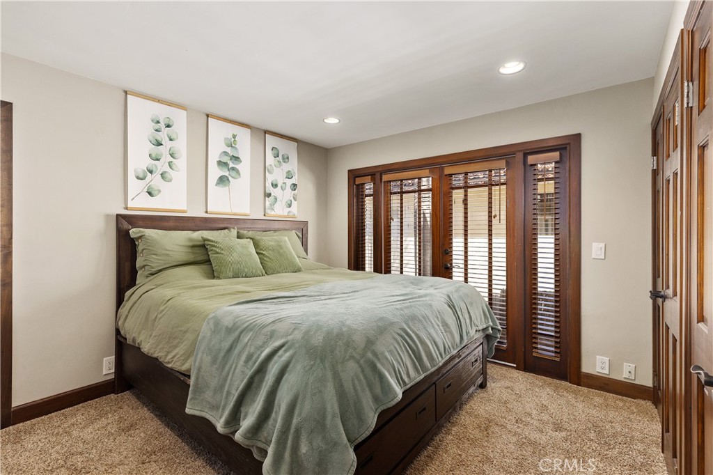 24322 Santa Clara Avenue 4
