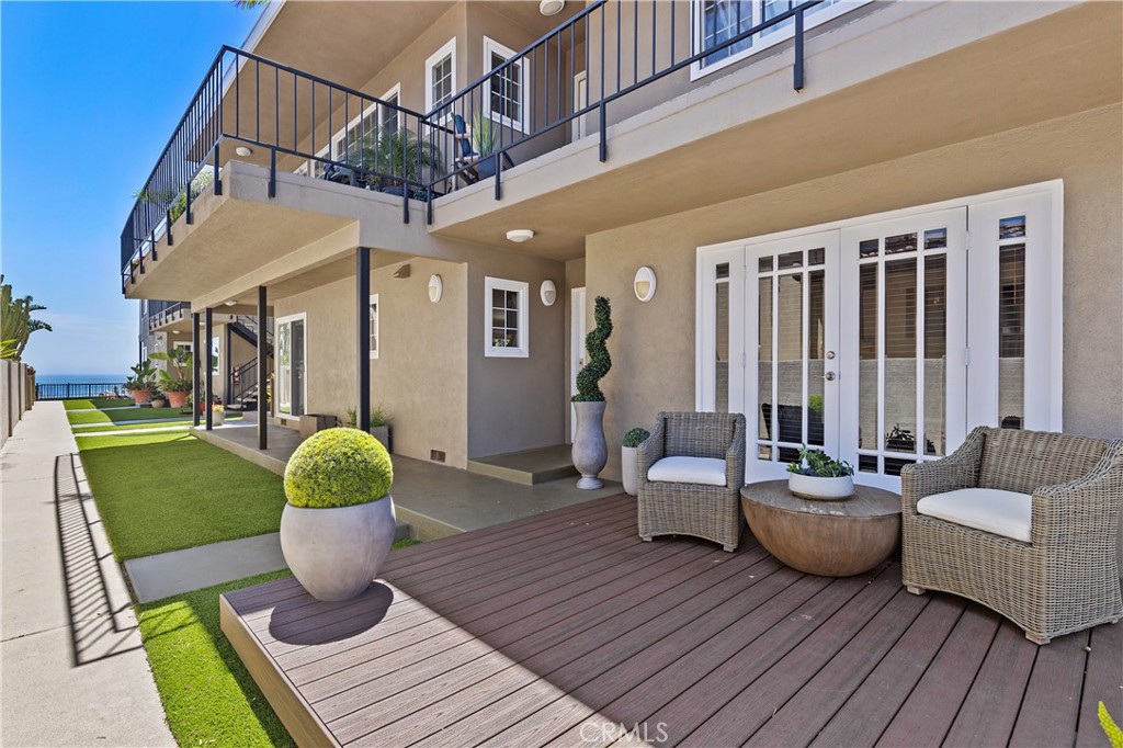 24322 Santa Clara Avenue 4