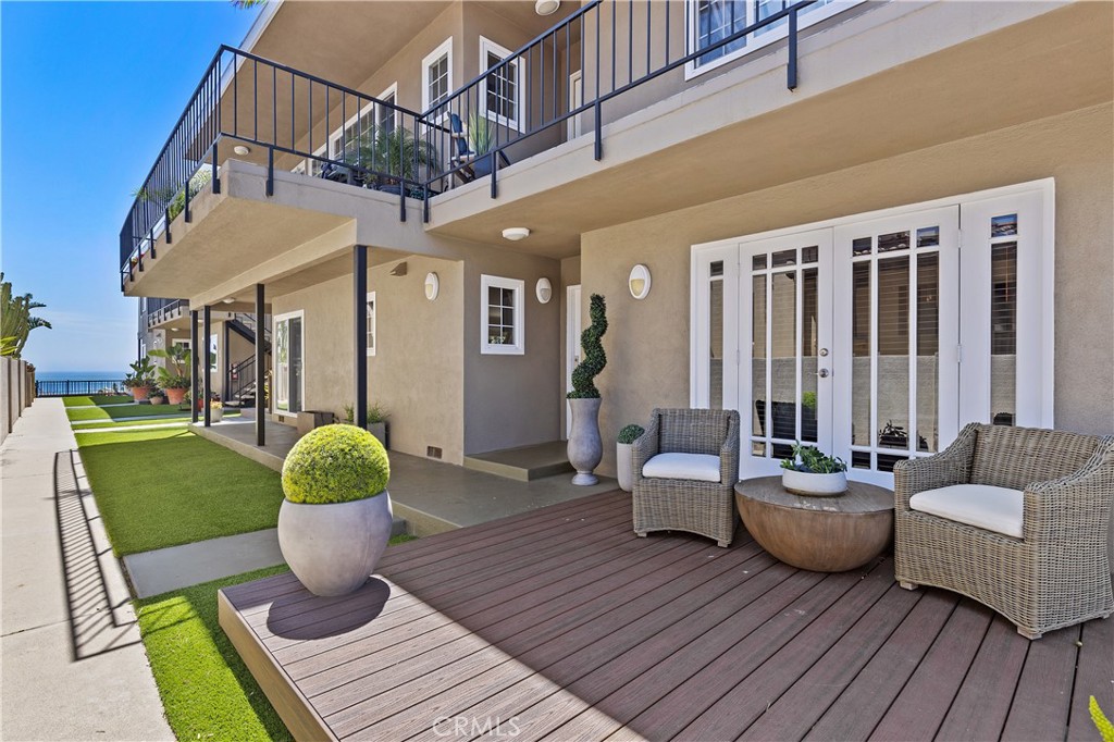 24322 Santa Clara Avenue 4