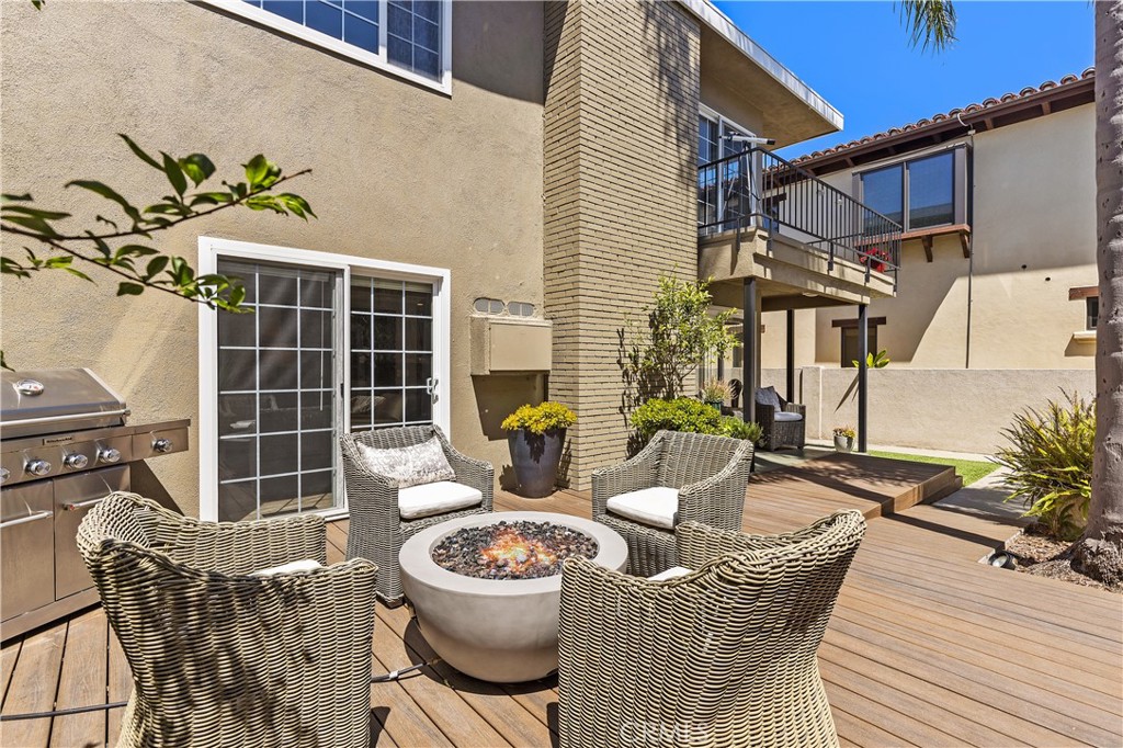 24322 Santa Clara Avenue 4