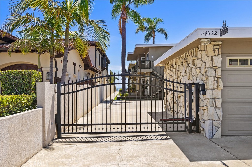 24322 Santa Clara Avenue 4