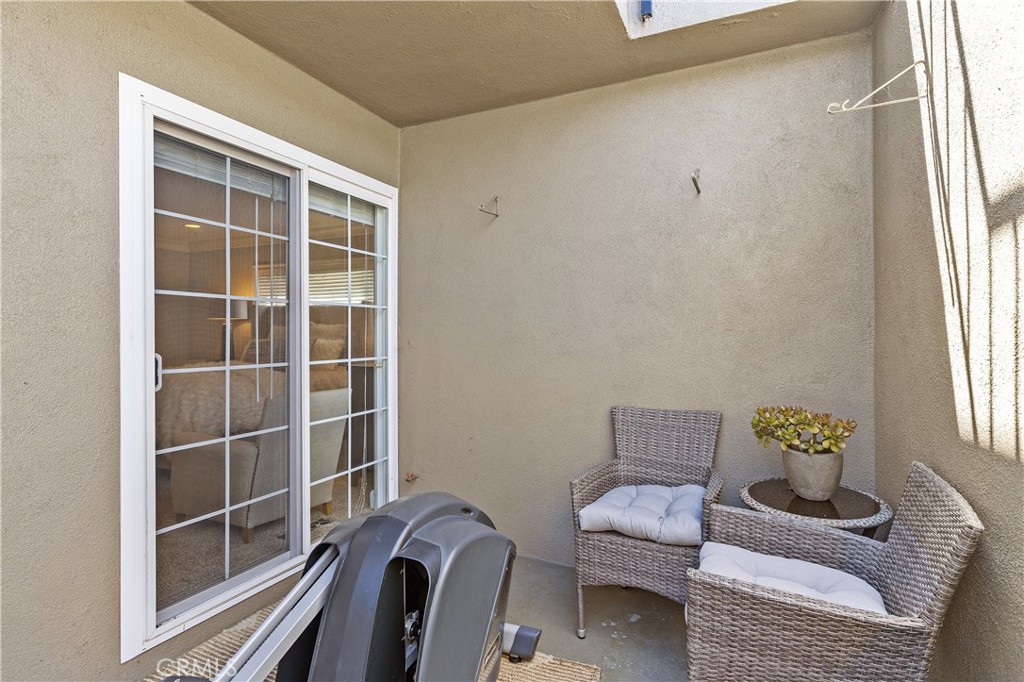 24322 Santa Clara Avenue 4
