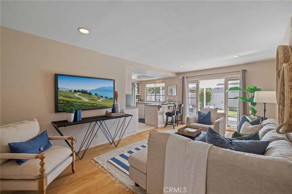 22872 Springwater