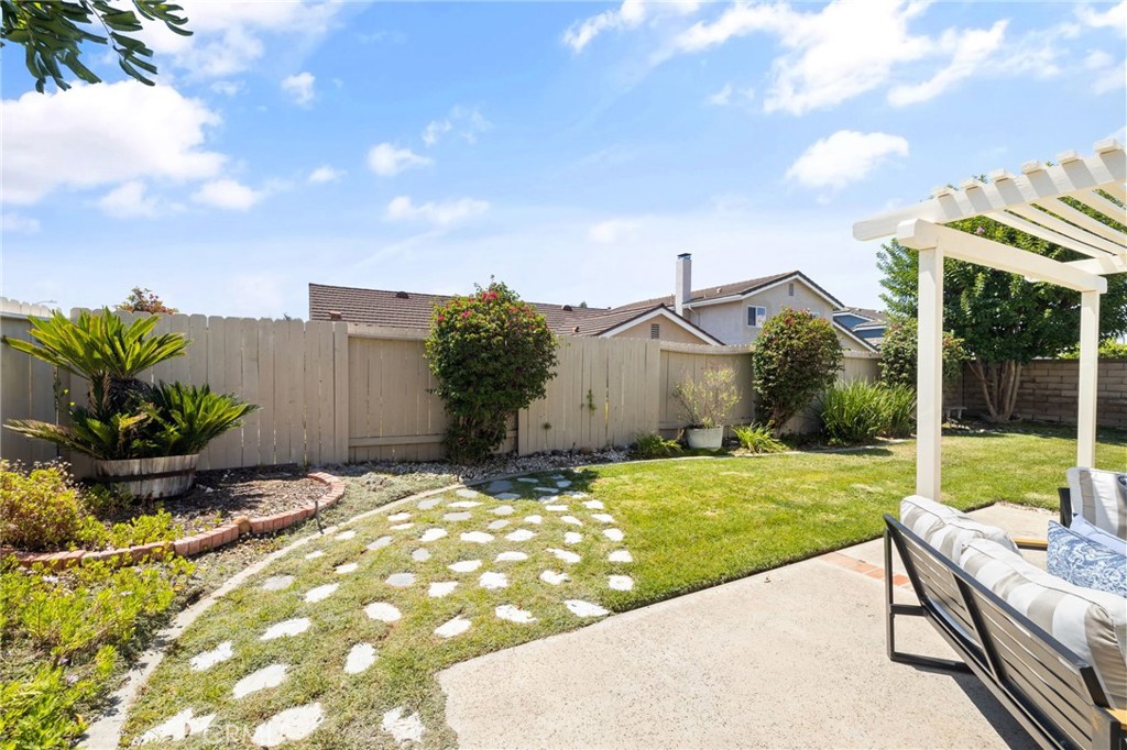 22872 Springwater