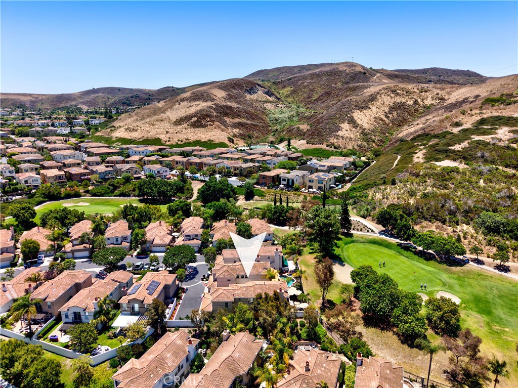 28060 Paseo Hacienda