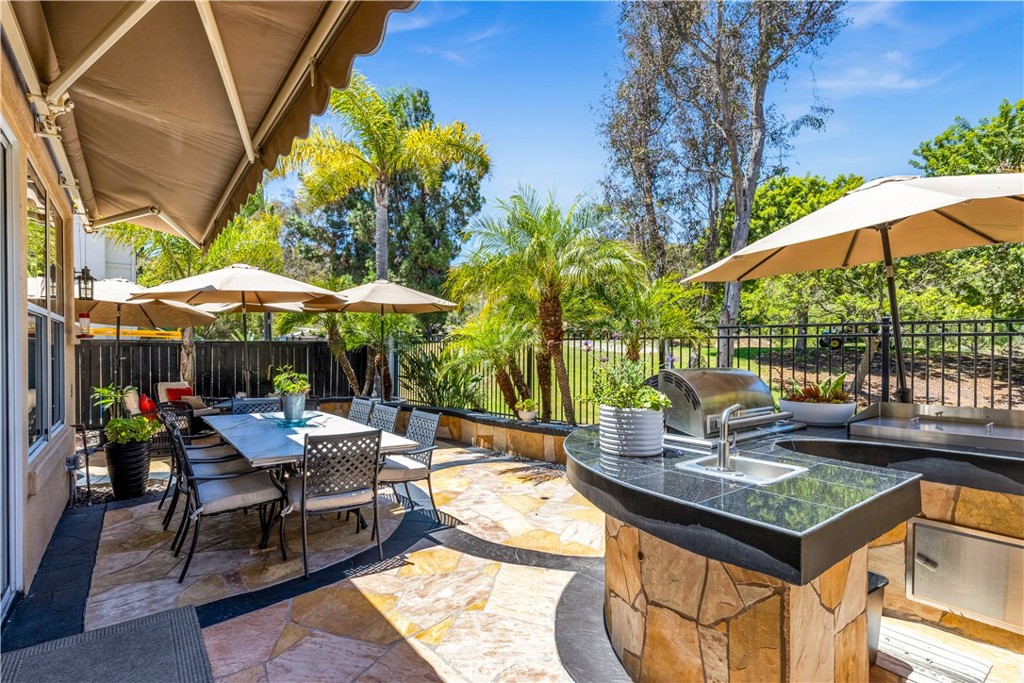 28060 Paseo Hacienda