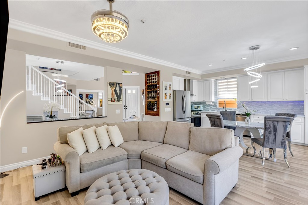 28060 Paseo Hacienda