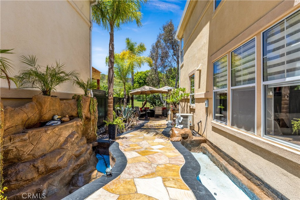 28060 Paseo Hacienda