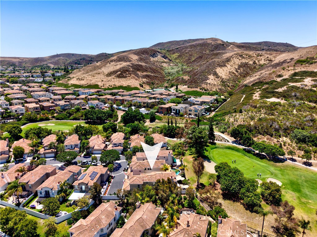 28060 Paseo Hacienda