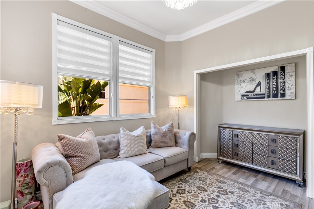 28060 Paseo Hacienda