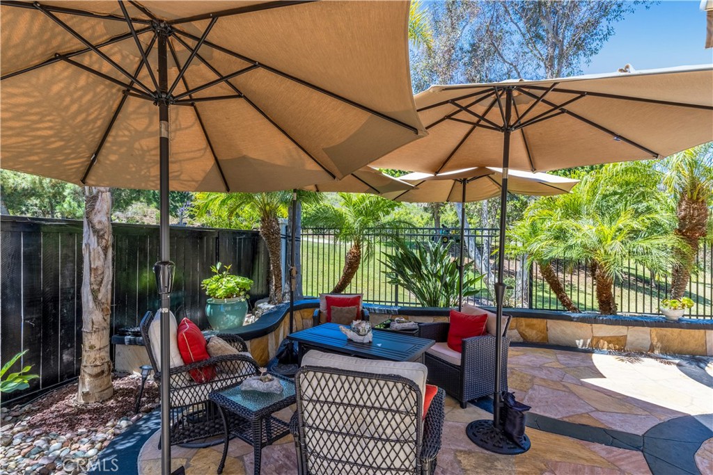 28060 Paseo Hacienda