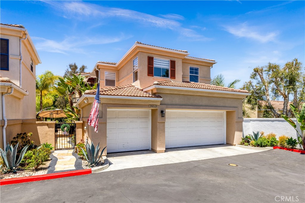 28060 Paseo Hacienda