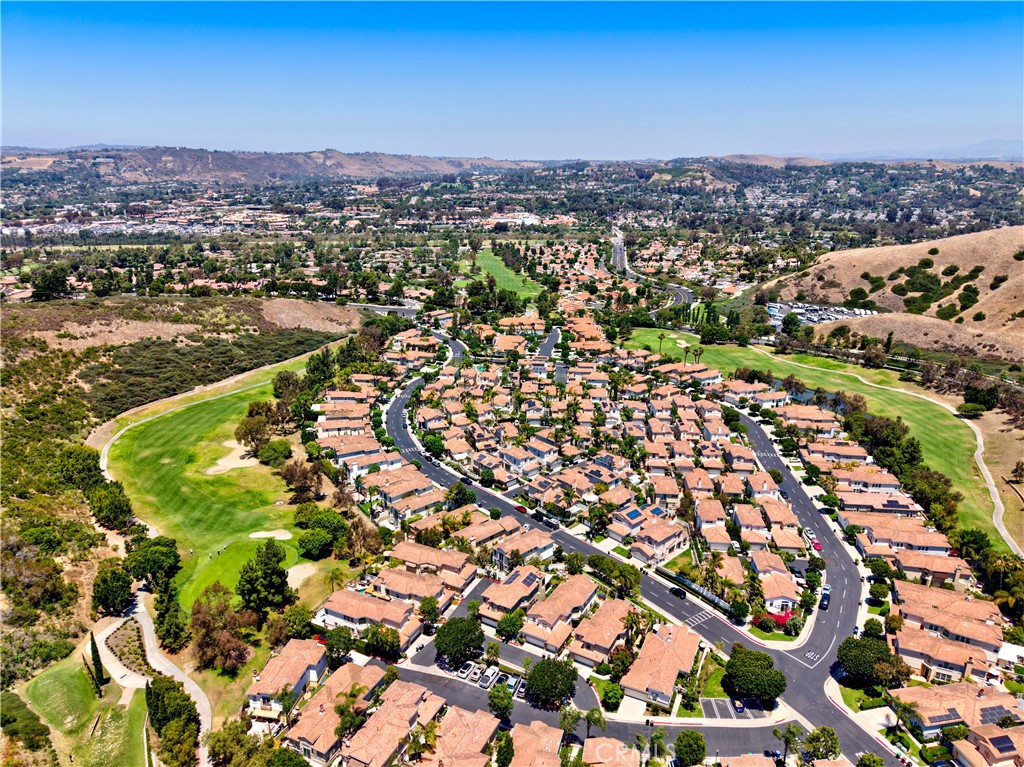 28060 Paseo Hacienda