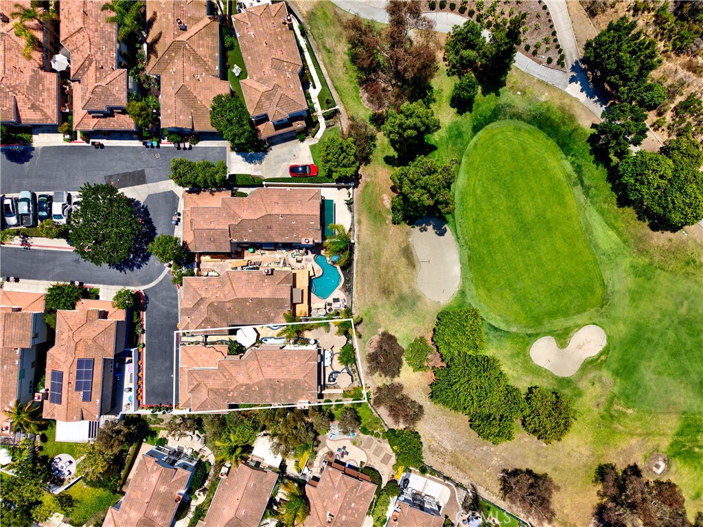 28060 Paseo Hacienda