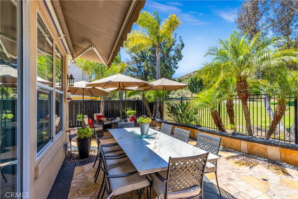 28060 Paseo Hacienda