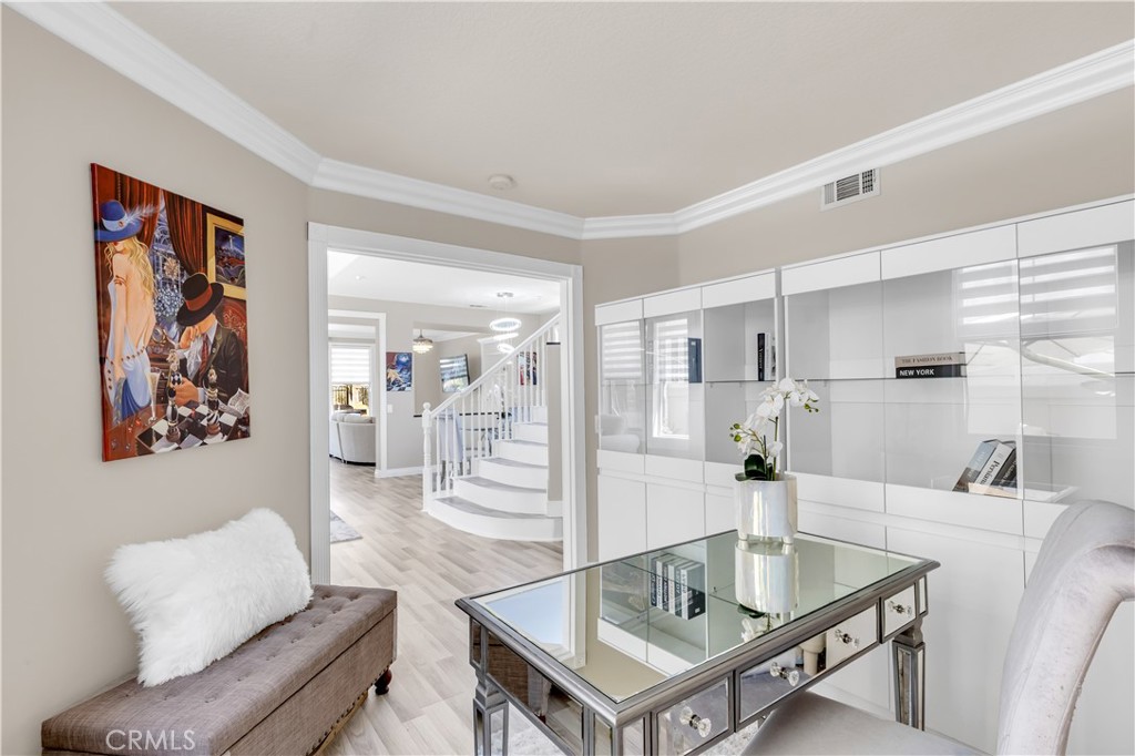 28060 Paseo Hacienda