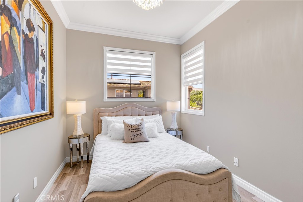 28060 Paseo Hacienda