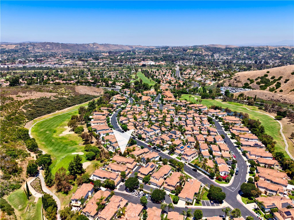 28060 Paseo Hacienda