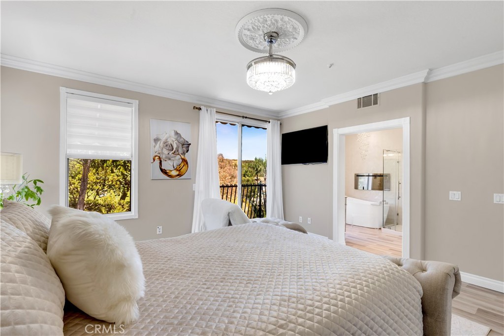 28060 Paseo Hacienda