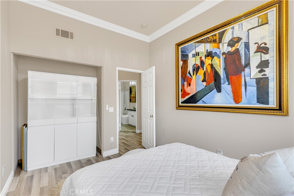 28060 Paseo Hacienda