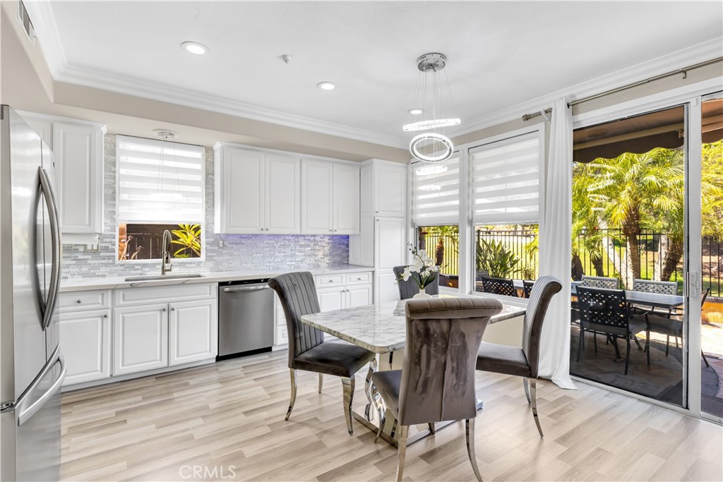 28060 Paseo Hacienda