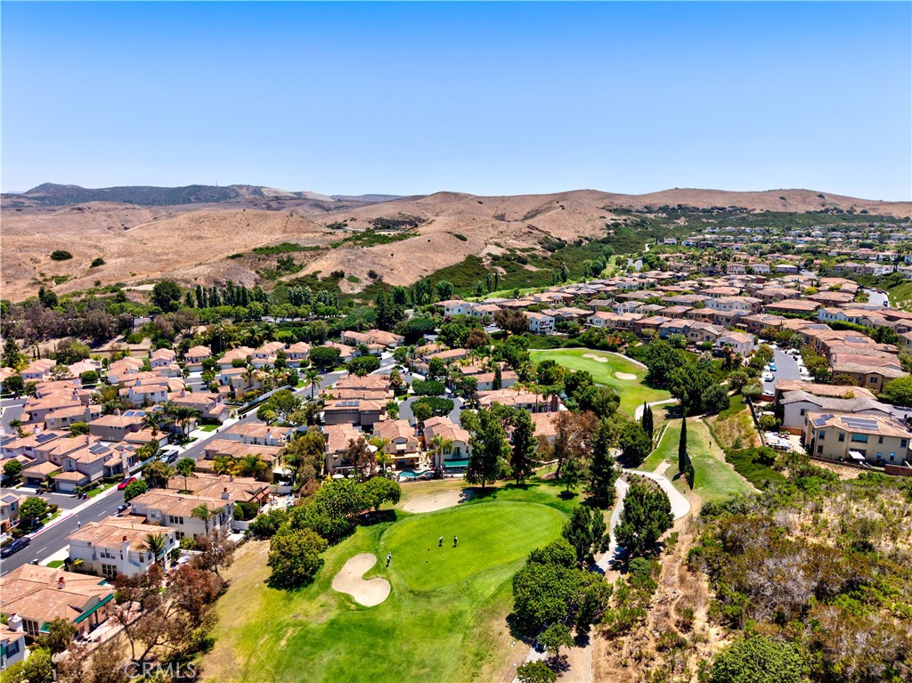 28060 Paseo Hacienda
